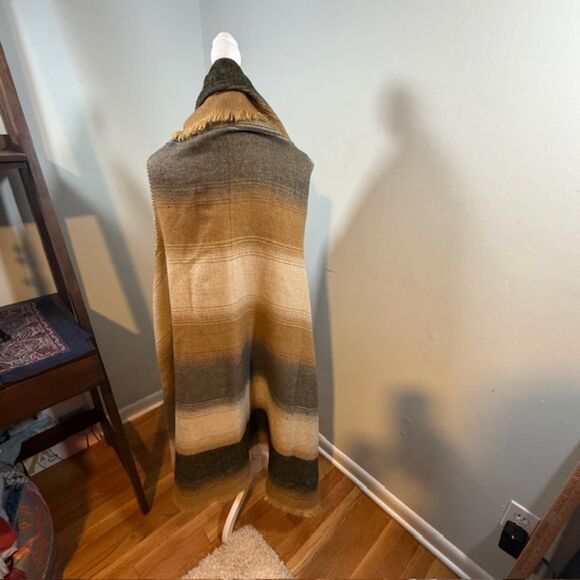 Boho Western Ombre Poncho Vest OS Fringe Multi Cabincore Ranch Neutrals - Picture 6 of 7